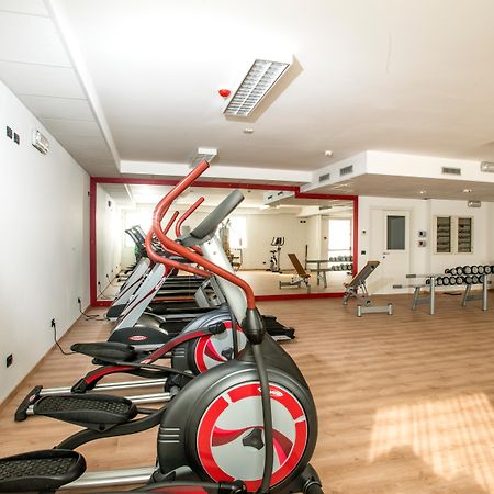 Hilton Garden Inn Milan Malpensa Somma Lombardo Ngoại thất bức ảnh