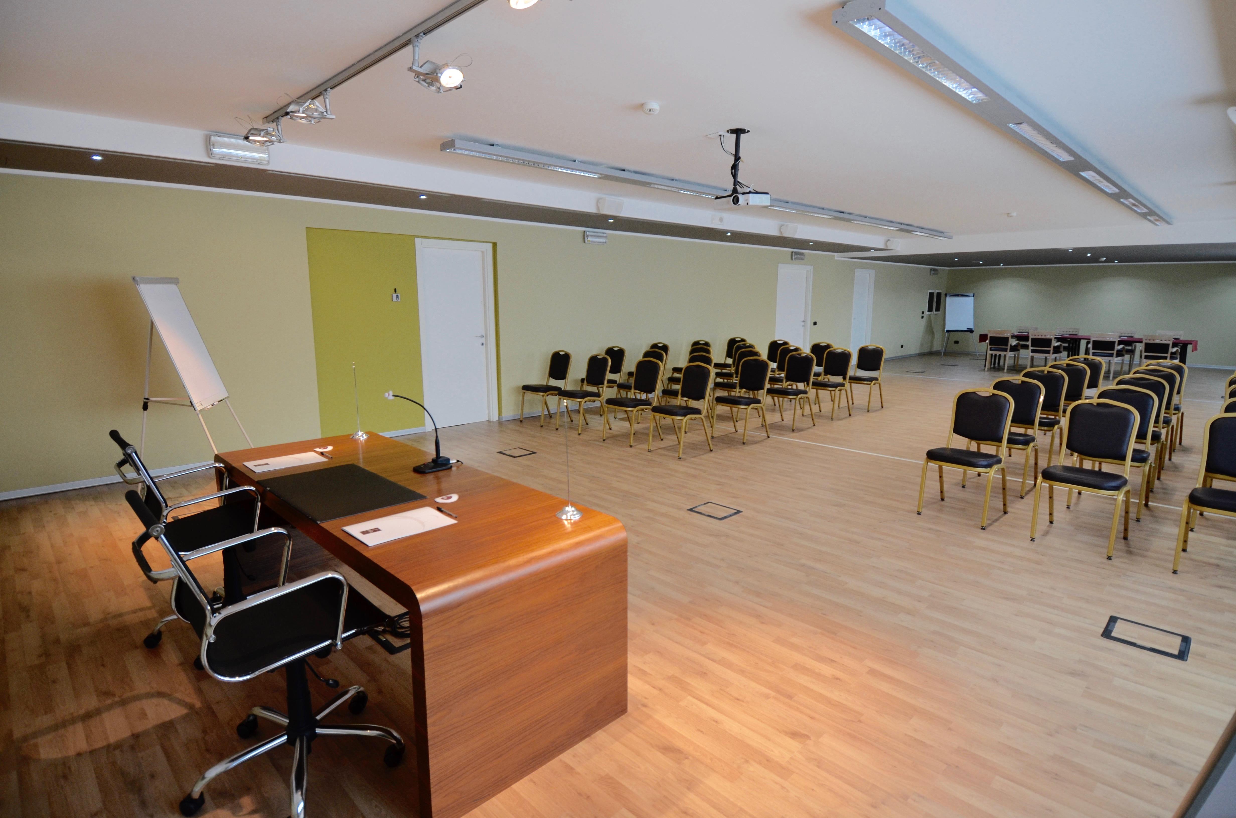 Hilton Garden Inn Milan Malpensa Somma Lombardo Ngoại thất bức ảnh