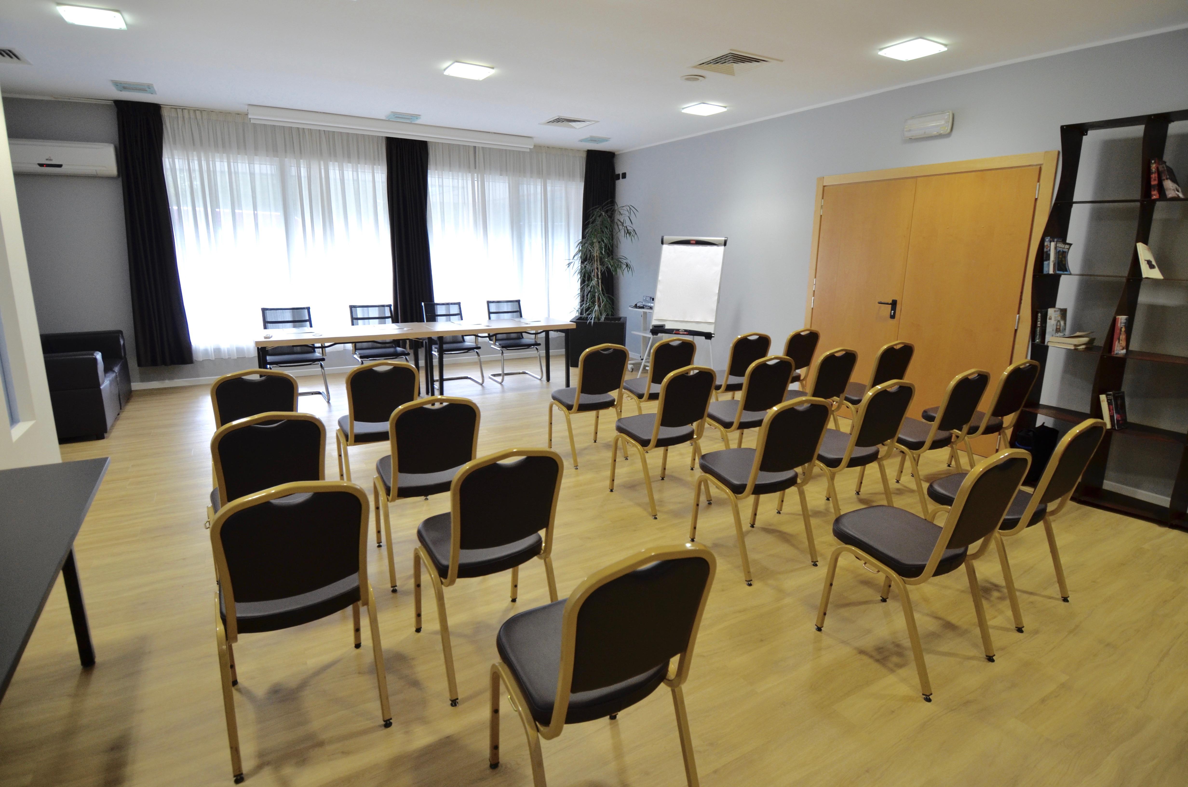 Hilton Garden Inn Milan Malpensa Somma Lombardo Ngoại thất bức ảnh