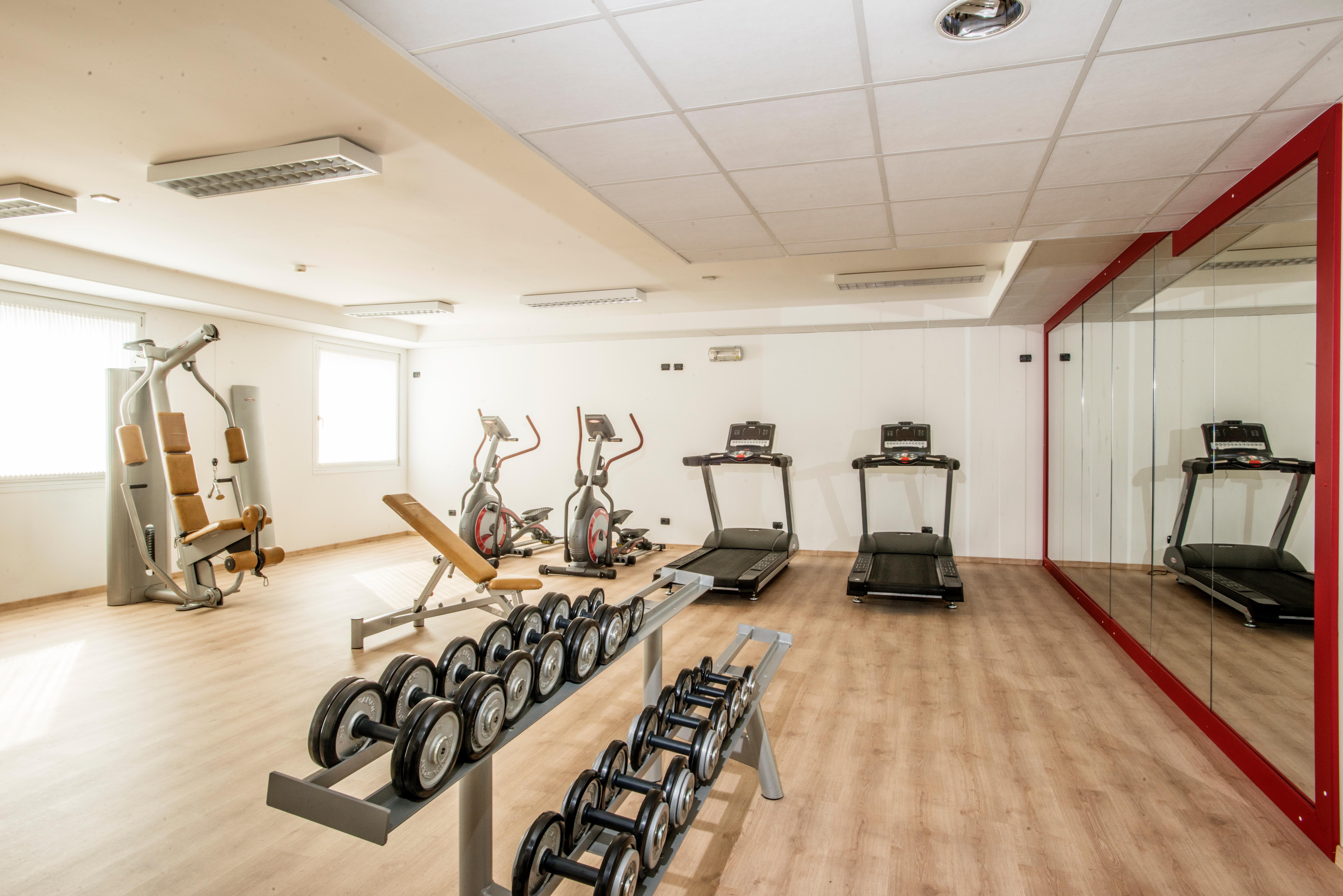 Hilton Garden Inn Milan Malpensa Somma Lombardo Ngoại thất bức ảnh