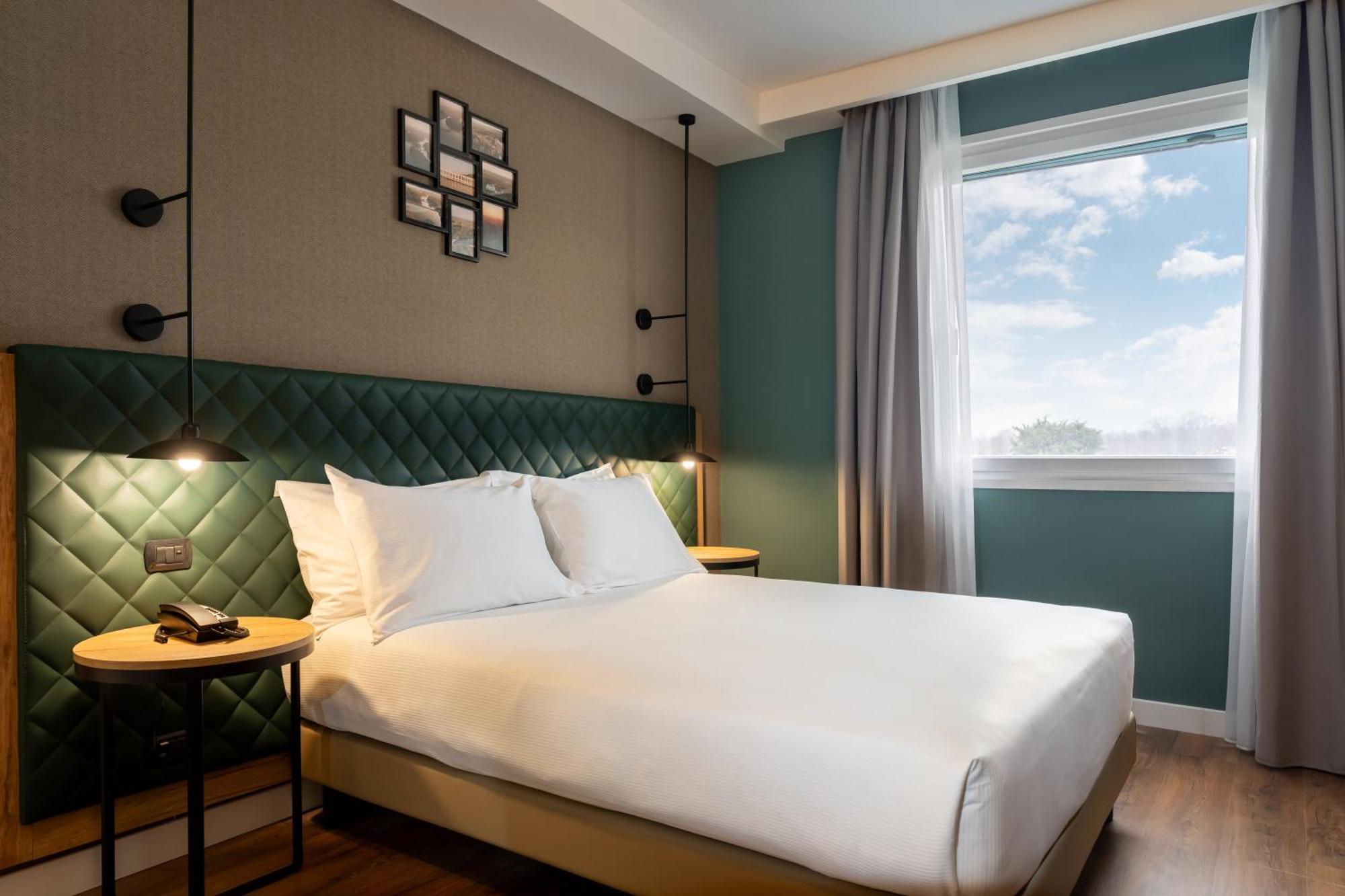 Hilton Garden Inn Milan Malpensa Somma Lombardo Ngoại thất bức ảnh